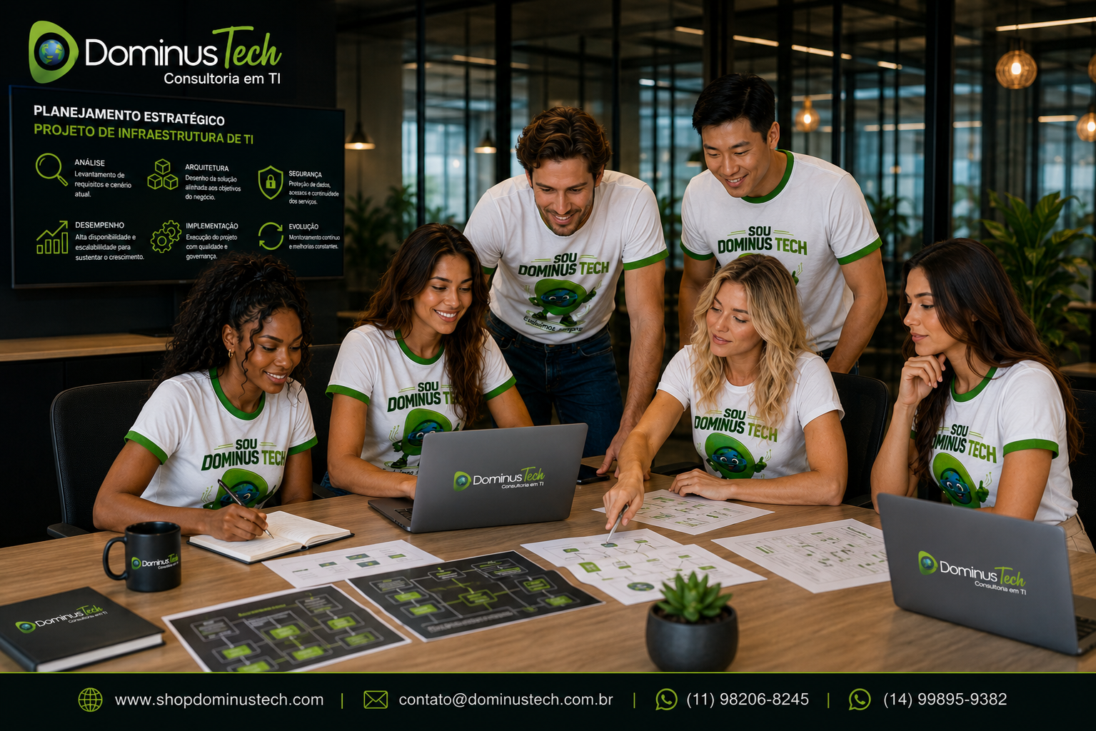 Consultores Dominus Tech planejando projeto de infraestrutura de TI em ambiente corporativo.